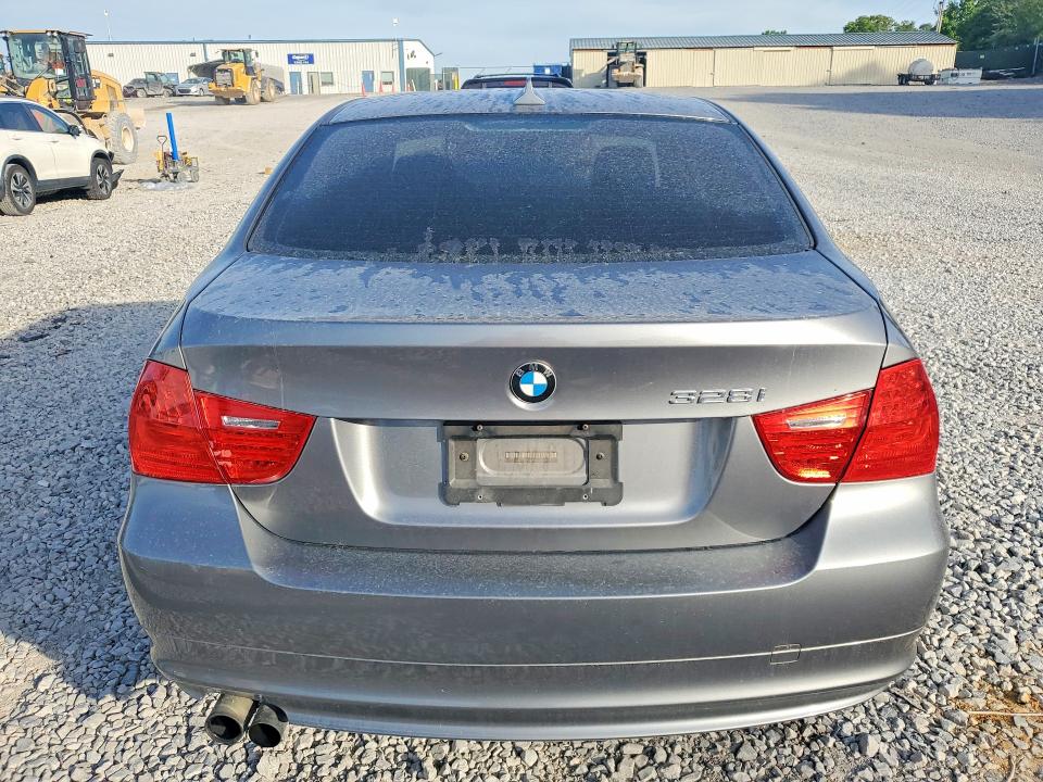 51353876 :رقم المزاد ، WBAPH7G52BNM59048 vin ، 2011 Bmw 328 مزاد بيع