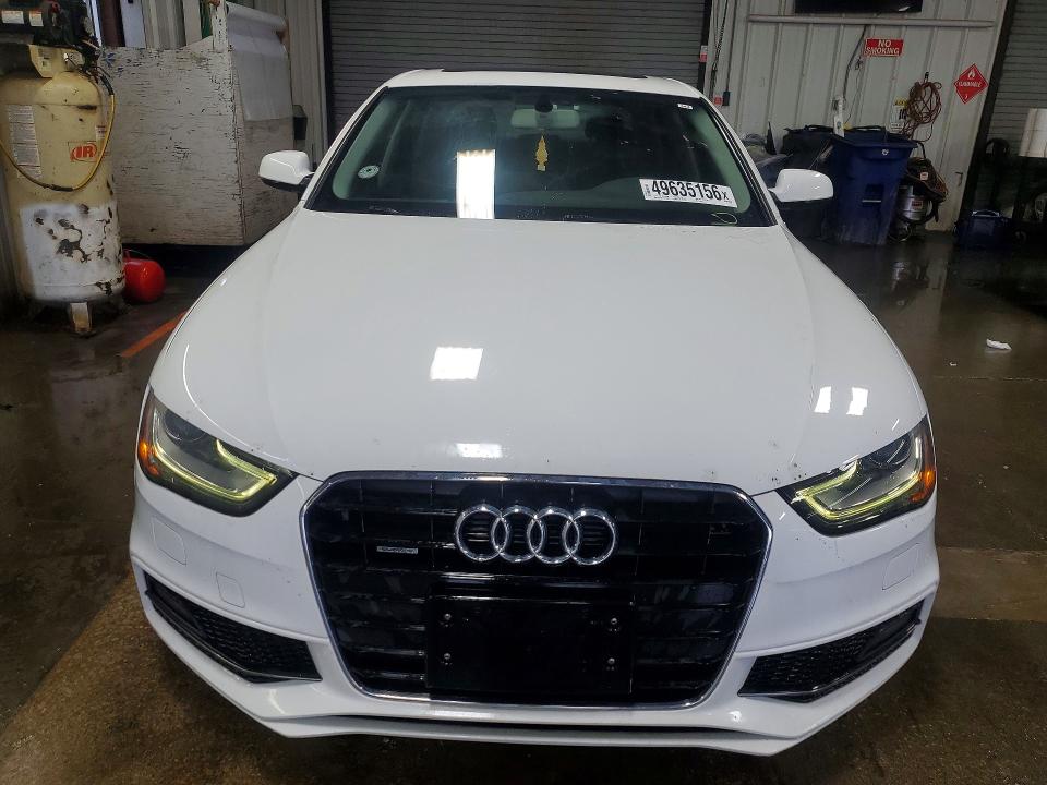 Продаж на аукціоні авто 2015 Audi A4, vin: WAUBFAFL3FN011758, номер лоту: 49635156