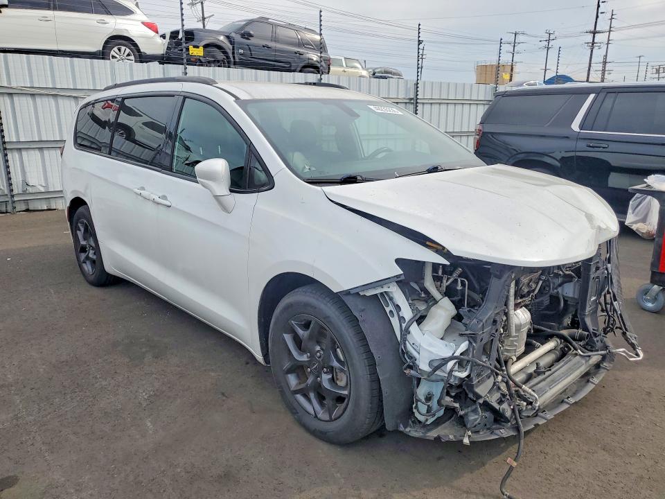 49235236 :رقم المزاد ، 2C4RC1EG8KR574784 vin ، 2019 Chrysler Pacifica مزاد بيع