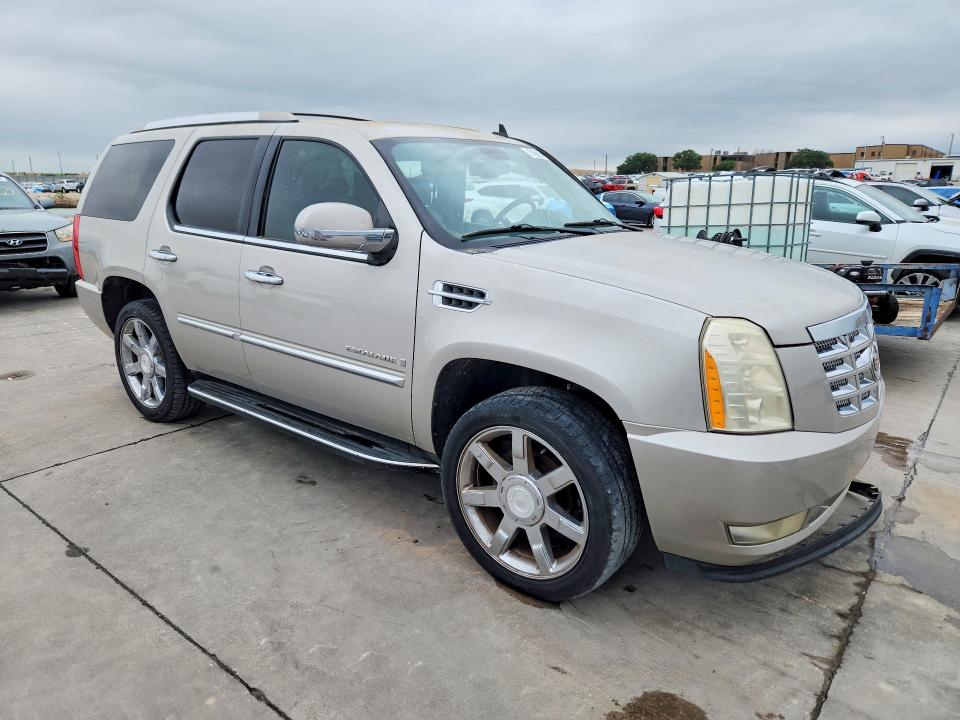 51665646 :رقم المزاد ، 1GYEC63898R196703 vin ، 2008 Cadillac Escalade مزاد بيع
