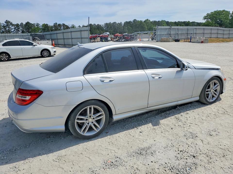 50641736 :رقم المزاد ، WDDGF4HB1DR273790 vin ، 2013 Mercedes-benz C مزاد بيع