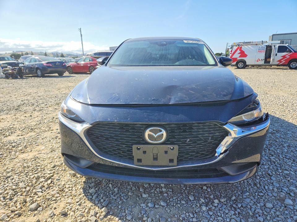 50135586 :رقم المزاد ، JM1BPAAL1M1345427 vin ، 2021 Mazda 3 مزاد بيع