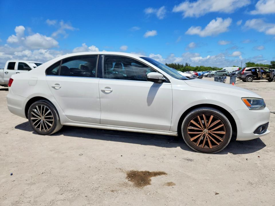 2012 Volkswagen Jetta მანქანა იყიდება აუქციონზე, vin: 3VWLP7AJ4CM365823, აუქციონის ნომერი: 49448886