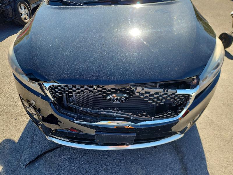 2016 Kia Sorento მანქანა იყიდება აუქციონზე, vin: 5XYPK4A53GG186812, აუქციონის ნომერი: 50690396