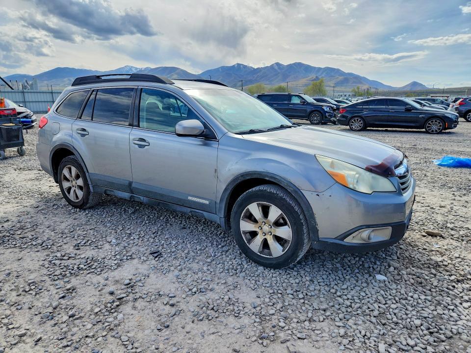2011 Subaru Outback მანქანა იყიდება აუქციონზე, vin: 4S4BRBCC0B3425683, აუქციონის ნომერი: 48863006