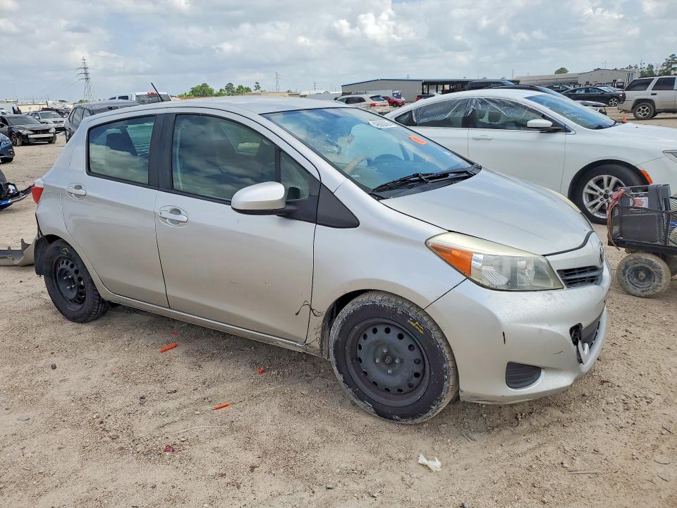 49683026 :رقم المزاد ، JTDKTUD39CD502241 vin ، 2012 Toyota Yaris مزاد بيع