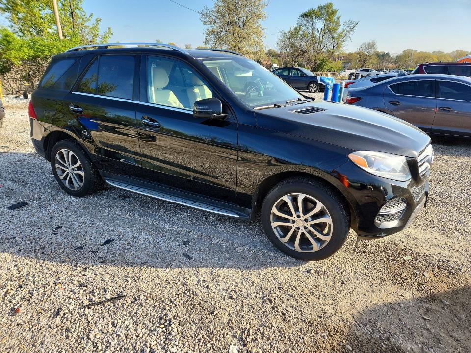 Продажа на аукционе авто 2016 Mercedes-benz Gle, vin: 4JGDA5HB0GA721713, номер лота: 48601826