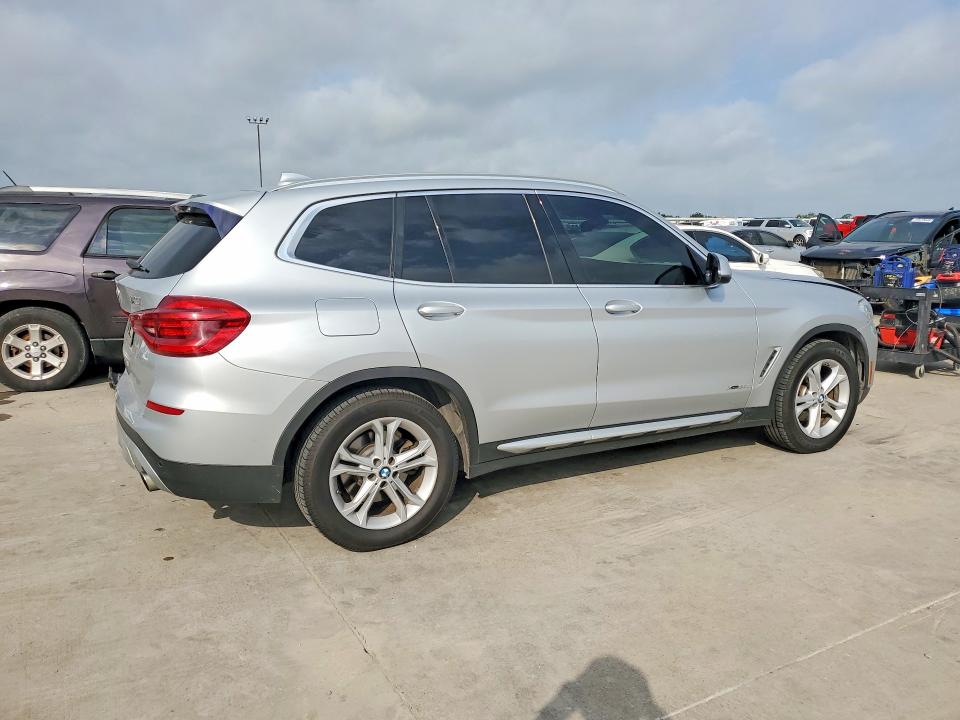 Продажа на аукционе авто 2018 Bmw X3, vin: 5UXTR9C58JLD64151, номер лота: 49936926