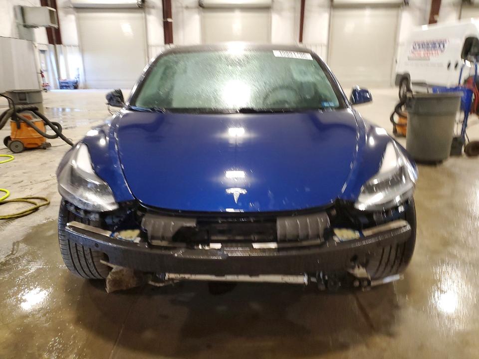 2021 Tesla Model 3 მანქანა იყიდება აუქციონზე, vin: 5YJ3E1EC7MF049209, აუქციონის ნომერი: 49891706