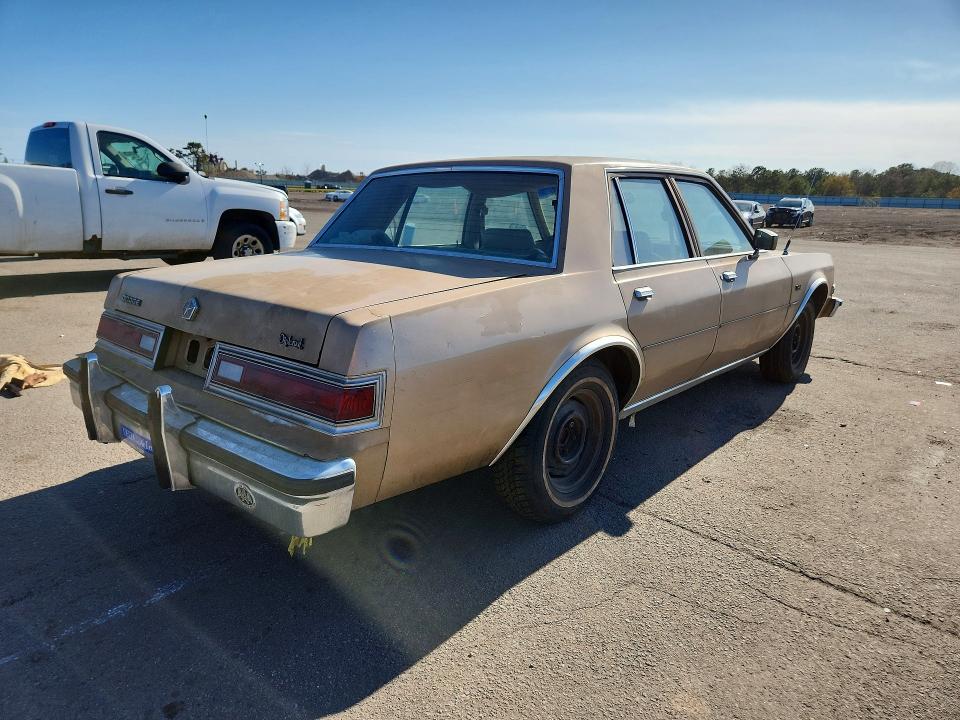 1983 Dodge Diplomat მანქანა იყიდება აუქციონზე, vin: 2B3BG26H2DR125396, აუქციონის ნომერი: 50843196