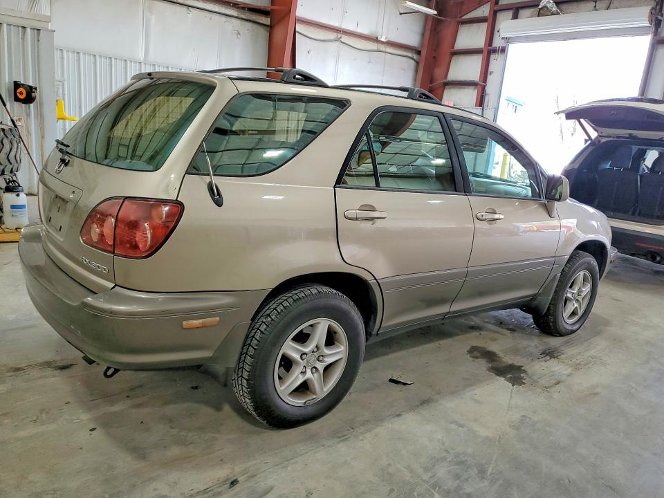 50932556 :رقم المزاد ، JT6GF10U9Y0064417 vin ، 2000 Lexus Rx مزاد بيع