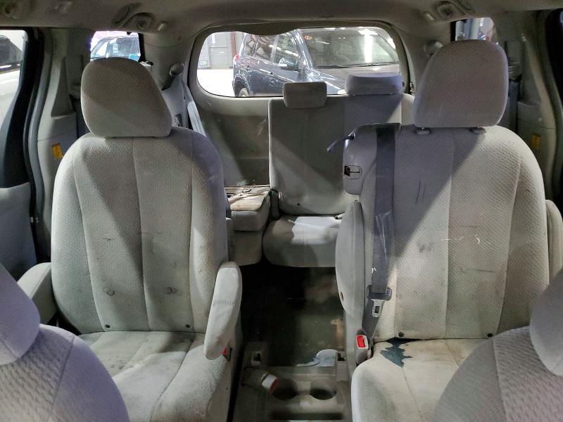 2011 Toyota Sienna მანქანა იყიდება აუქციონზე, vin: 5TDKK3DC2BS156713, აუქციონის ნომერი: 48600276