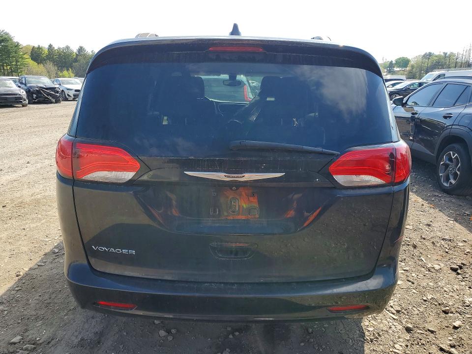 49501686 :رقم المزاد ، 2C4RC1DG6MR569670 vin ، 2021 Chrysler Voyager مزاد بيع