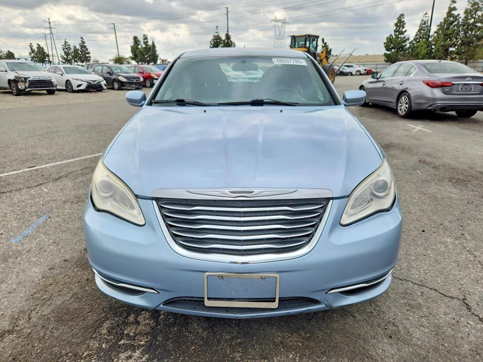 2013 Chrysler 200 მანქანა იყიდება აუქციონზე, vin: 1C3CCBAB2DN698740, აუქციონის ნომერი: 48637786