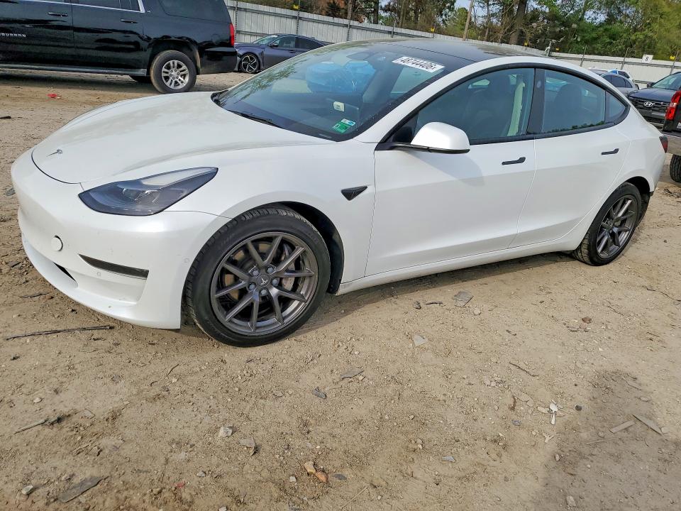 2022 Tesla Model 3 მანქანა იყიდება აუქციონზე, vin: 5YJ3E1EA4NF230638, აუქციონის ნომერი: 48744406