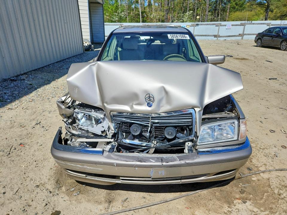 1999 Mercedes-benz C მანქანა იყიდება აუქციონზე, vin: WDBHA24G8XA664780, აუქციონის ნომერი: 50561086