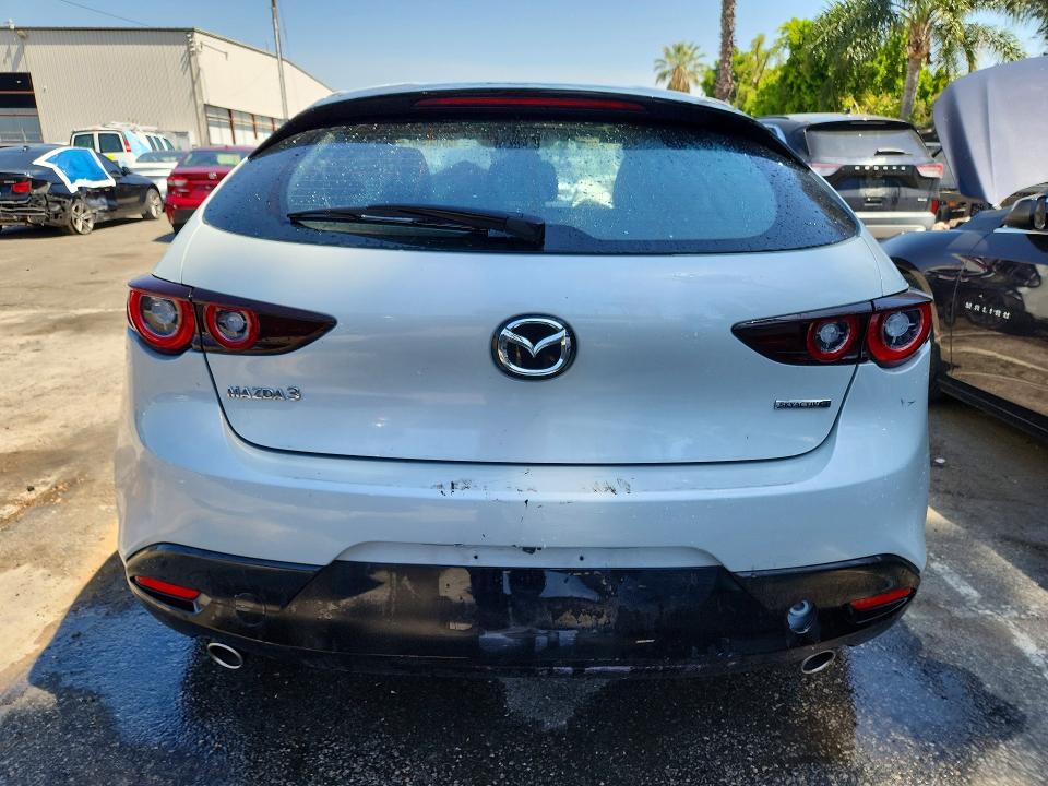 48005556 :رقم المزاد ، JM1BPAKM7S1778061 vin ، 2025 Mazda 3 مزاد بيع
