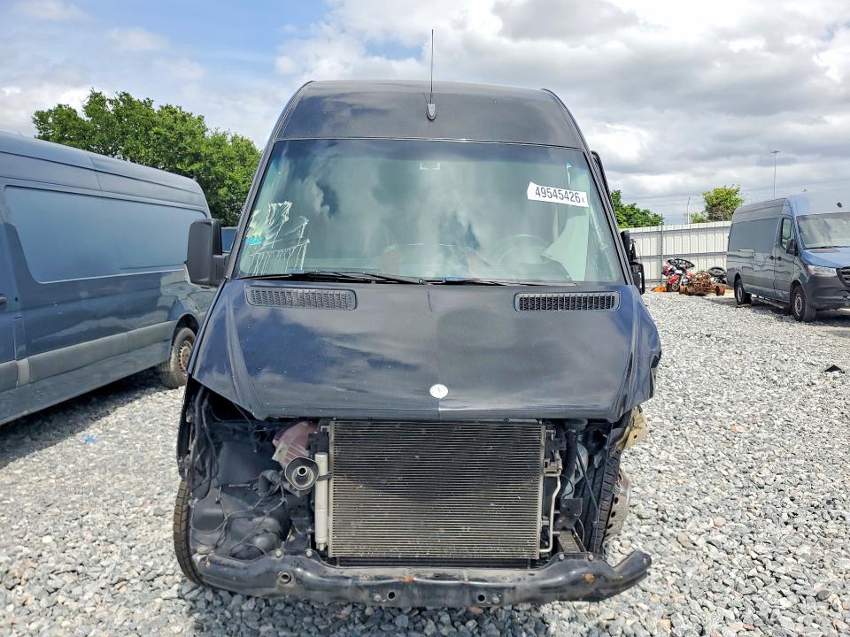 49545426 :رقم المزاد ، WDAPF1CD6GP182714 vin ، 2016 Mercedes-benz Sprinter مزاد بيع