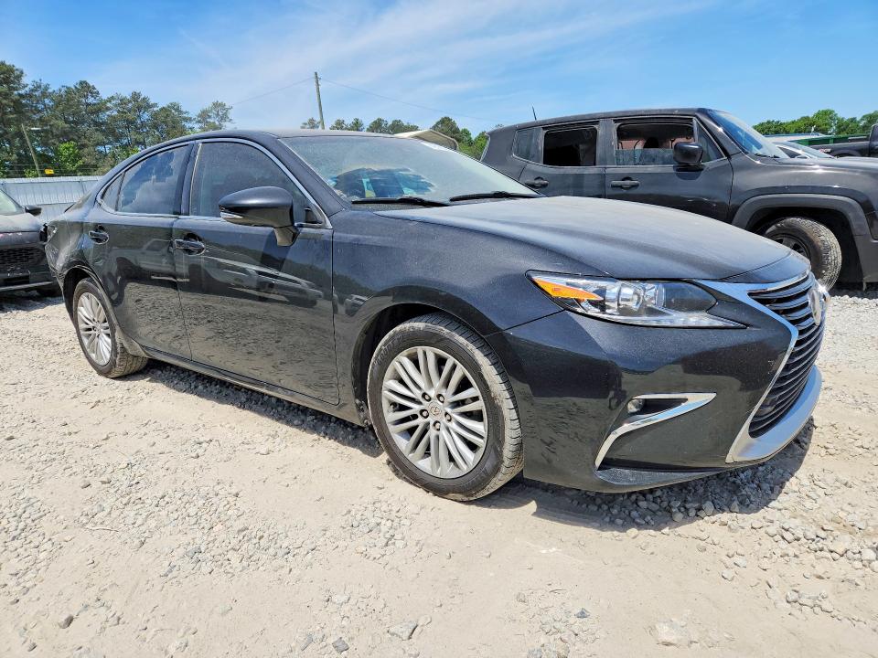 49770506 :رقم المزاد ، 58ABK1GG5HU037226 vin ، 2017 Lexus Es مزاد بيع
