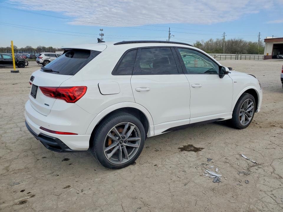Продаж на аукціоні авто 2022 Audi Q3, vin: WA1DECF33N1022284, номер лоту: 49049966