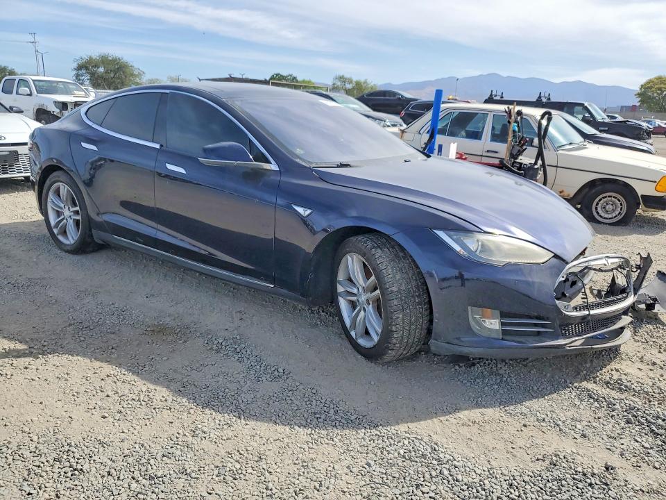 Продаж на аукціоні авто 2014 Tesla Model S, vin: 5YJSA1S12EFP32933, номер лоту: 48305576