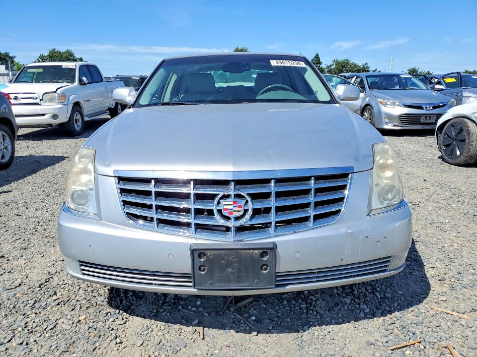 2011 Cadillac Dts მანქანა იყიდება აუქციონზე, vin: 1G6KD5E61BU111162, აუქციონის ნომერი: 49675296