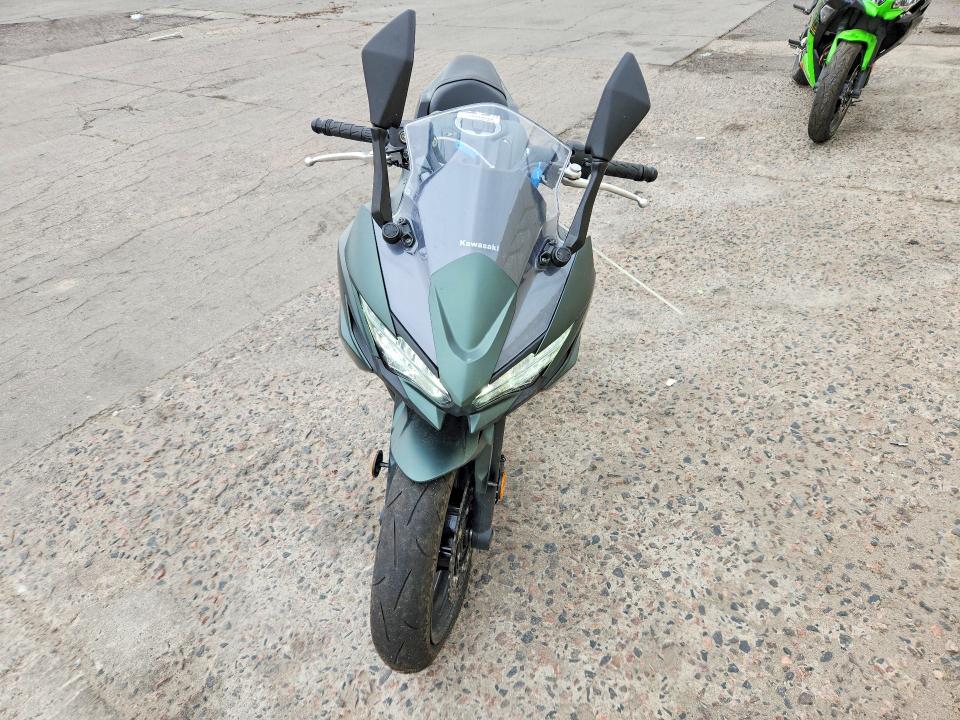 Продажа на аукционе авто 2025 Kawasaki Ex650, vin: ML5EXEP13SDAF7553, номер лота: 51542536