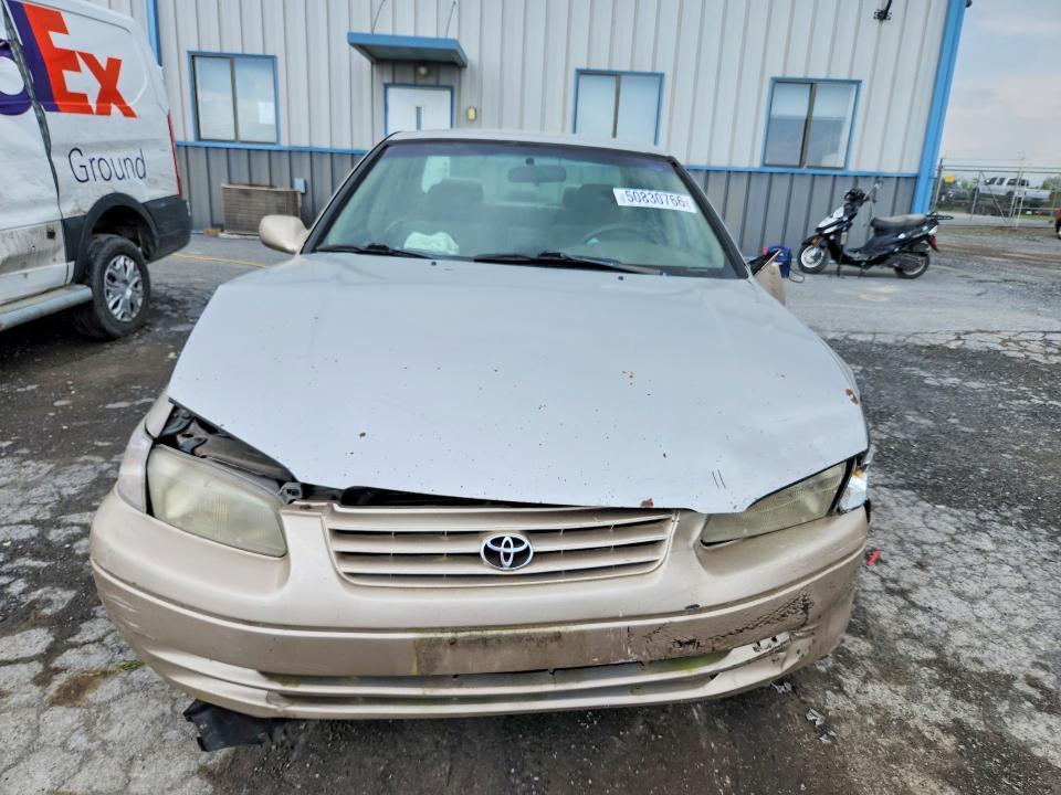 50830766 :رقم المزاد ، 4T1BG22K6XU559680 vin ، 1999 Toyota Camry مزاد بيع
