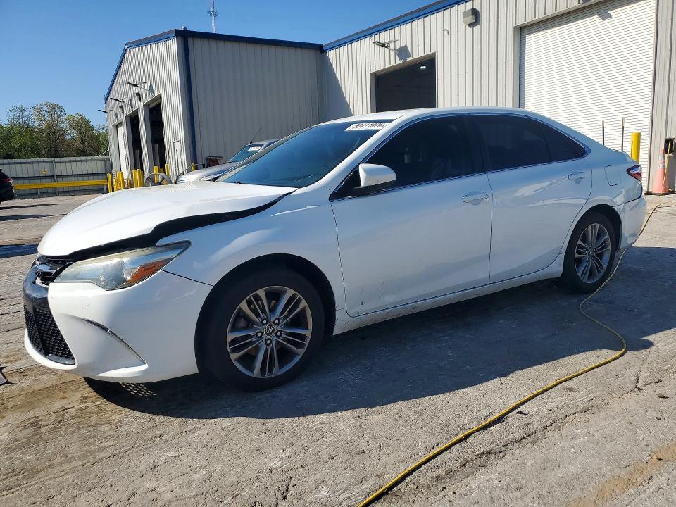 Aukcja sprzedaży 2015 Toyota Camry, vin: 4T1BF1FK7FU113690, numer aukcji: 50411026