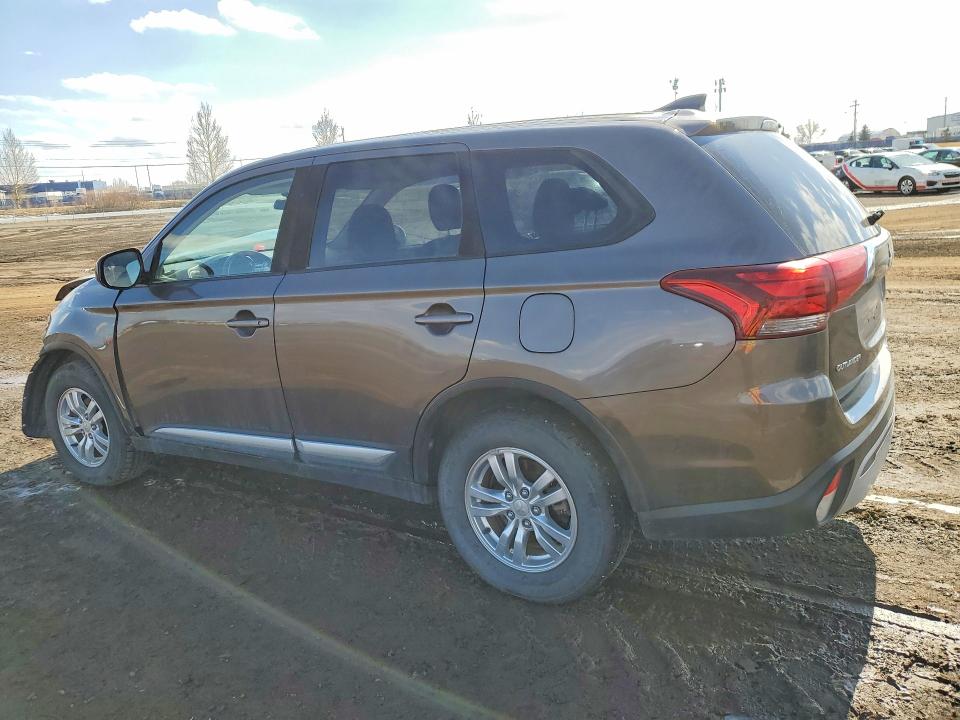 49480856 :رقم المزاد ، JA4AZ2A37LZ603486 vin ، 2020 Mitsubishi Outlander مزاد بيع