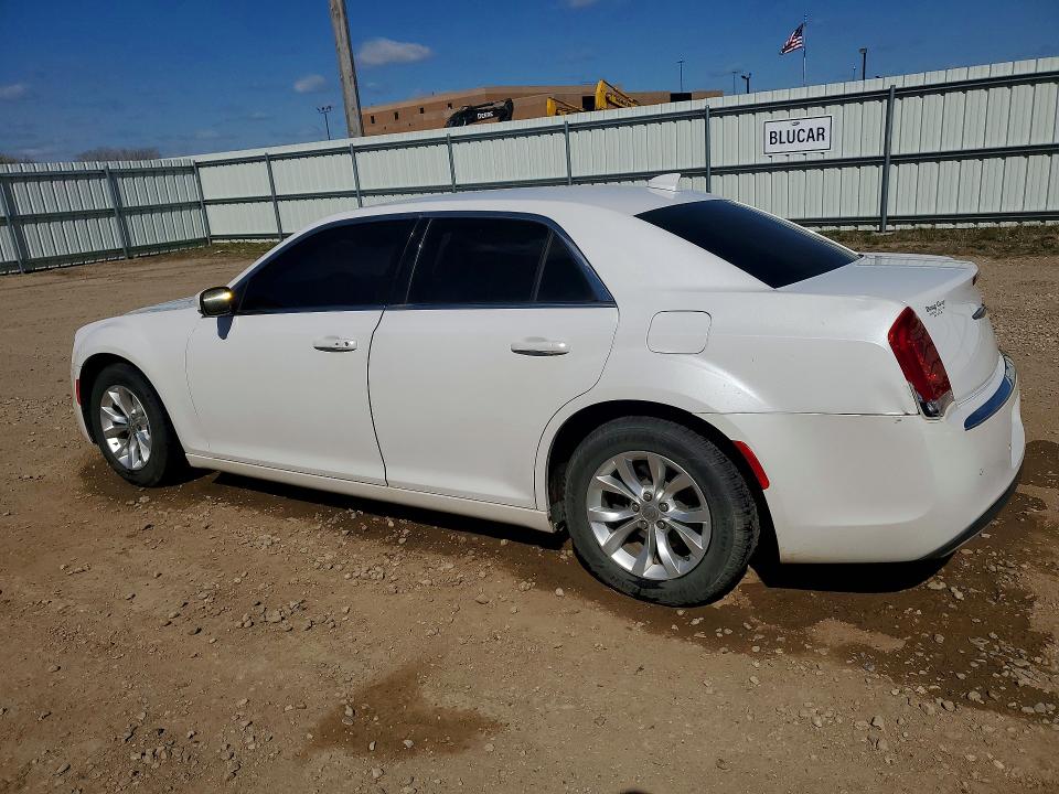 2016 Chrysler 300 მანქანა იყიდება აუქციონზე, vin: 2C3CCAAGXGH233934, აუქციონის ნომერი: 51285026