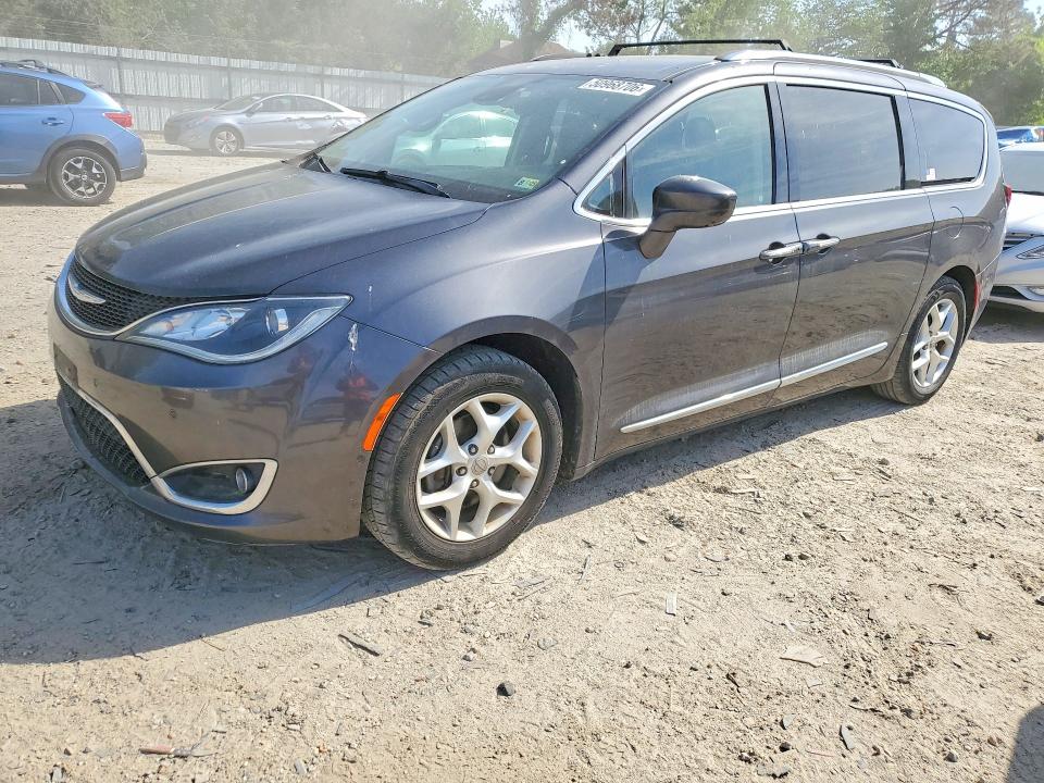 Продажа на аукционе авто 2018 Chrysler Pacifica, vin: 2C4RC1EG3JR106296, номер лота: 50968706