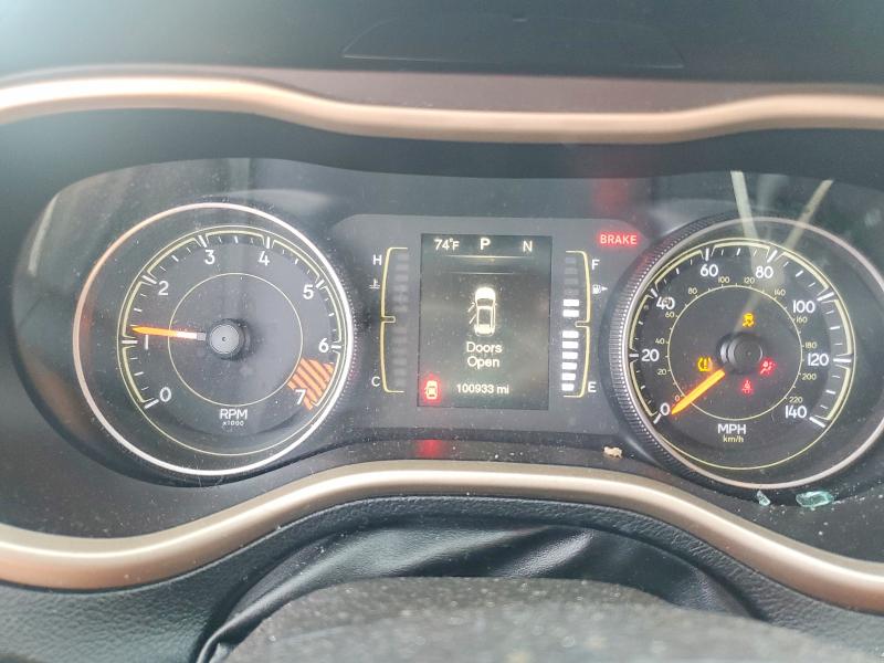 50449076 :رقم المزاد ، 1C4PJMCB3FW594640 vin ، 2015 Jeep Cherokee مزاد بيع