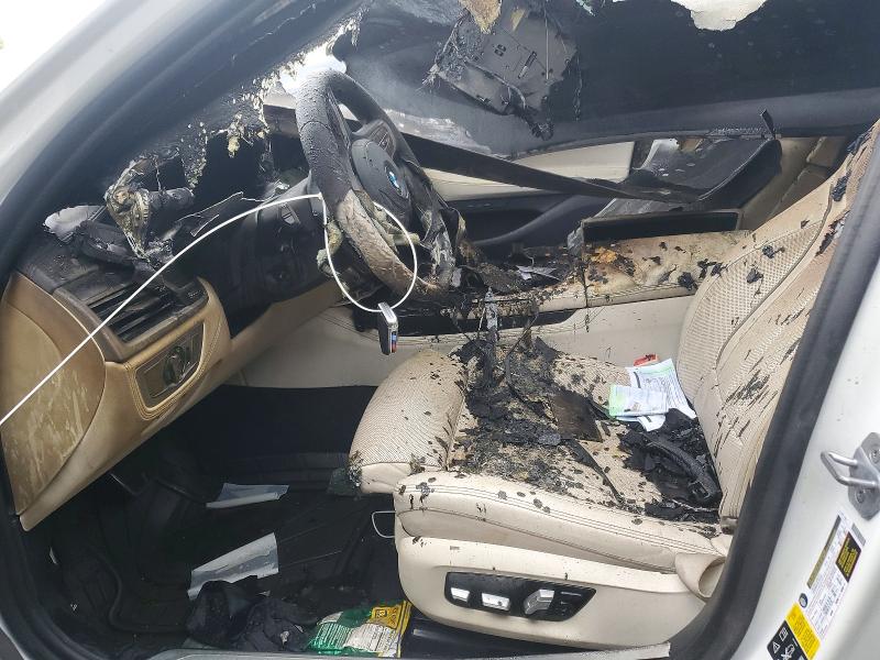 48946756 :رقم المزاد ، WBA7U2C04LCD32651 vin ، 2020 Bmw 750 مزاد بيع