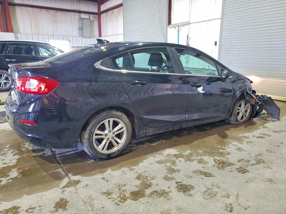 49474116 :رقم المزاد ، 1G1BE5SM6H7128164 vin ، 2017 Chevrolet Cruze مزاد بيع