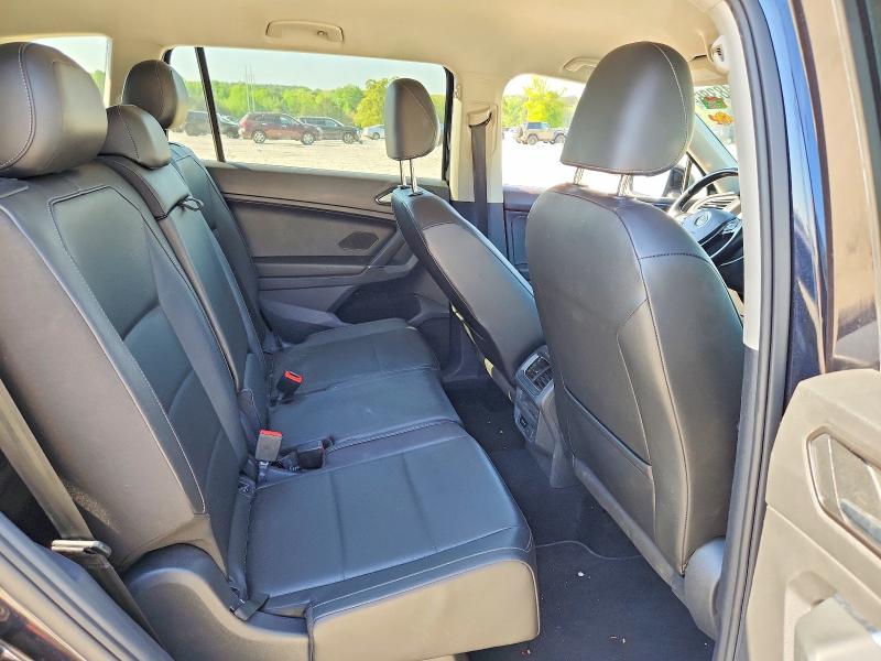 Продаж на аукціоні авто 2018 Volkswagen Tiguan, vin: 3VV3B7AX0JM108145, номер лоту: 49848386