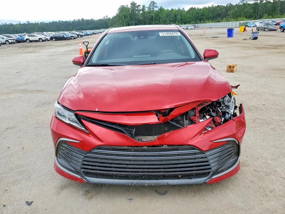 51956876 :رقم المزاد ، 4T1C11AK5PU103865 vin ، 2023 Toyota Camry مزاد بيع