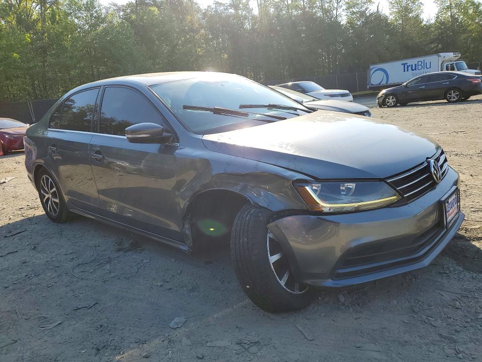 50775586 :رقم المزاد ، 3VWDB7AJ8HM278372 vin ، 2017 Volkswagen Jetta مزاد بيع