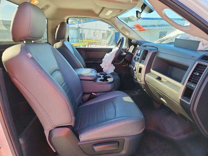 50171646 :رقم المزاد ، 3C6JR6DG9HG654675 vin ، 2017 Ram 1500 مزاد بيع