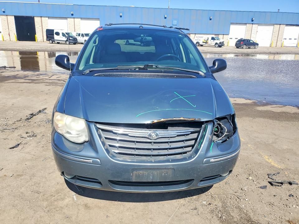 50660176 :رقم المزاد ، 2A4GP54L86R644639 vin ، 2006 Chrysler Town & Country مزاد بيع