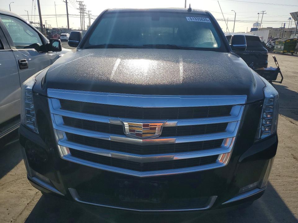 51335826 :رقم المزاد ، 1GYS3GKJ8HR203203 vin ، 2017 Cadillac Escalade مزاد بيع