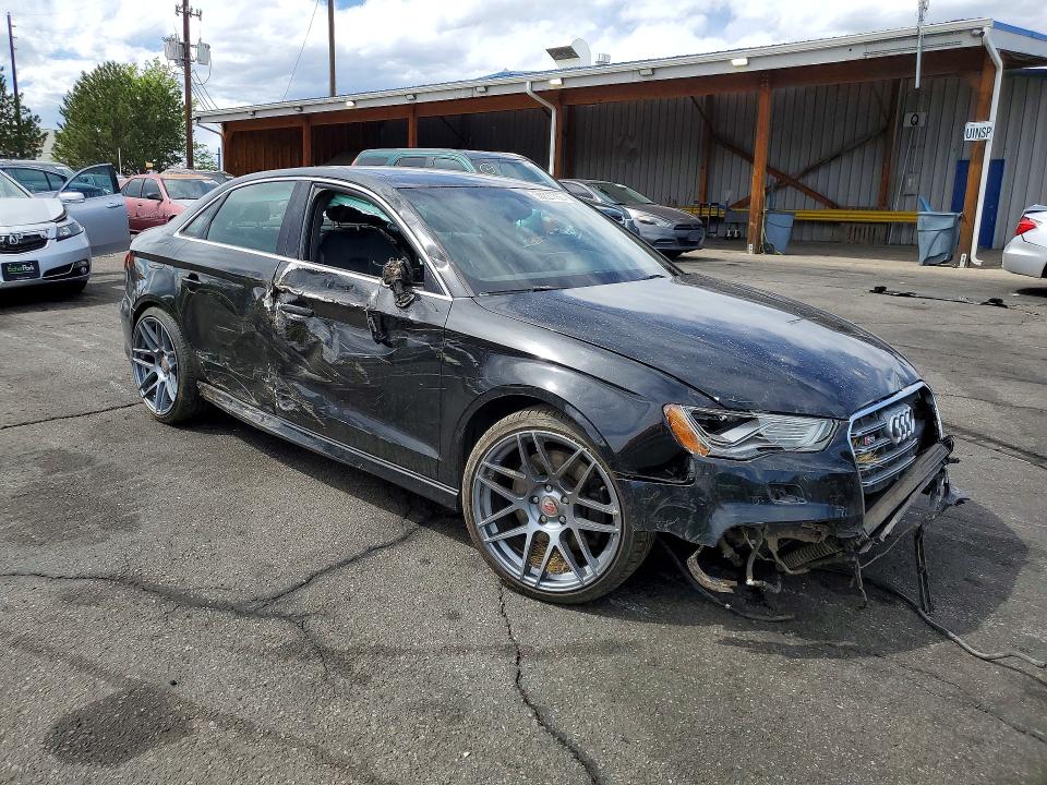 50227756 :رقم المزاد ، WAUBFGFF6F1108439 vin ، 2015 Audi S3 مزاد بيع