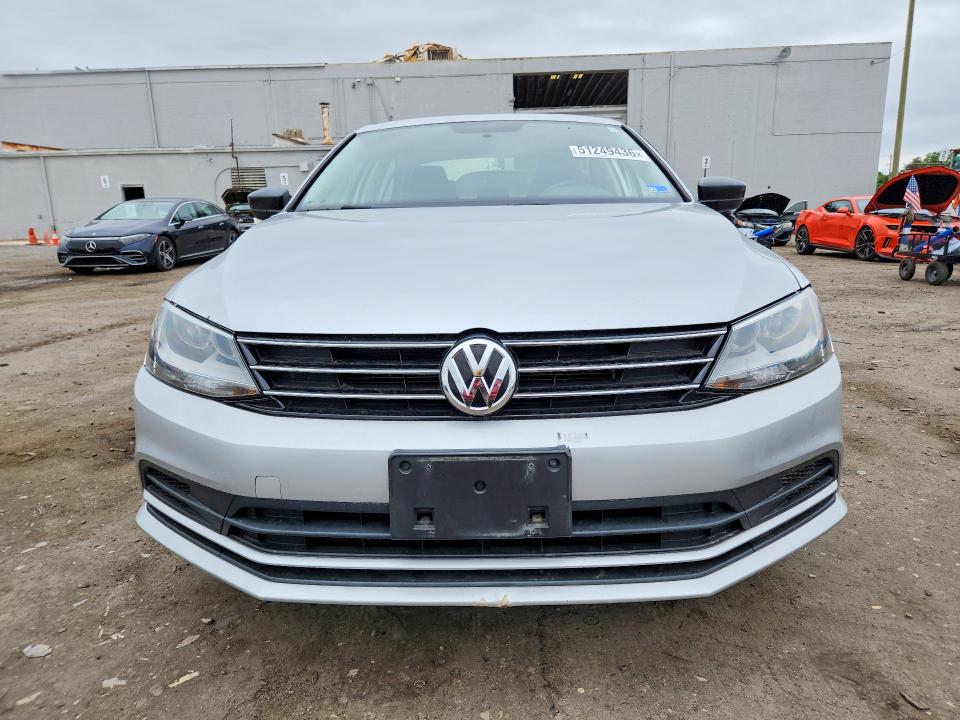 51249436 :رقم المزاد ، 3VWLA7AJ2FM239143 vin ، 2015 Volkswagen Jetta مزاد بيع