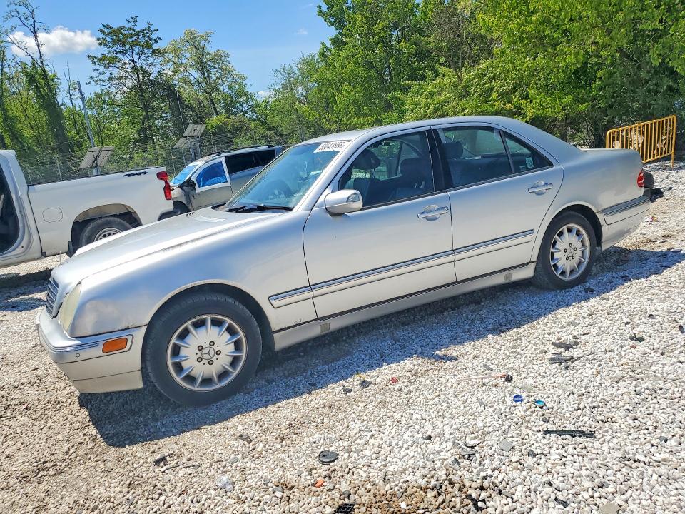 Продажа на аукционе авто 2000 Mercedes-benz E, vin: WDBJF65J7YB148619, номер лота: 50643866