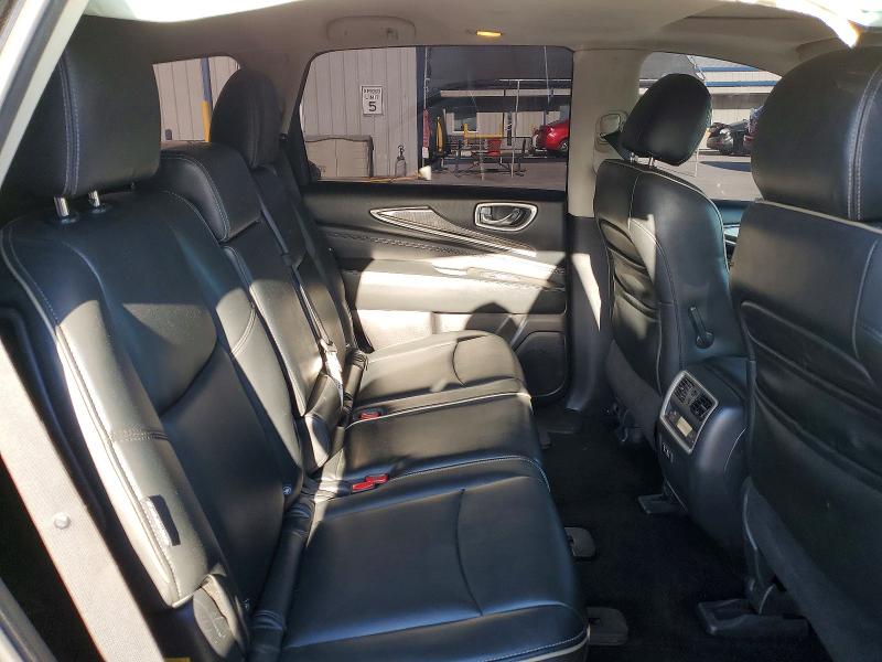 49450636 :رقم المزاد ، 5N1DL0MN3KC558842 vin ، 2019 Infiniti Qx60 مزاد بيع