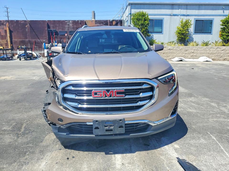51031516 :رقم المزاد ، 3GKALPEV0JL323465 vin ، 2018 Gmc Terrain مزاد بيع