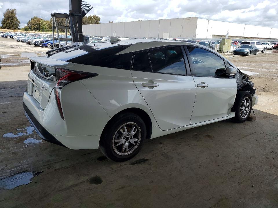 50503946 :رقم المزاد ، JTDKARFU2H3035914 vin ، 2017 Toyota Prius مزاد بيع