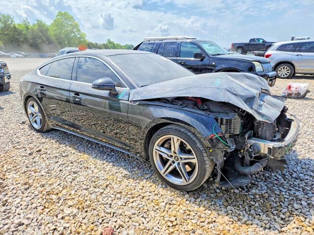 50932696 :رقم المزاد ، WAUDACF53NA008997 vin ، 2022 Audi A5 مزاد بيع