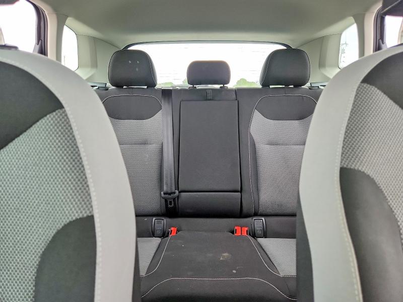 49660766 :رقم المزاد ، 3VV5X7B28RM130144 vin ، 2024 Volkswagen Taos مزاد بيع