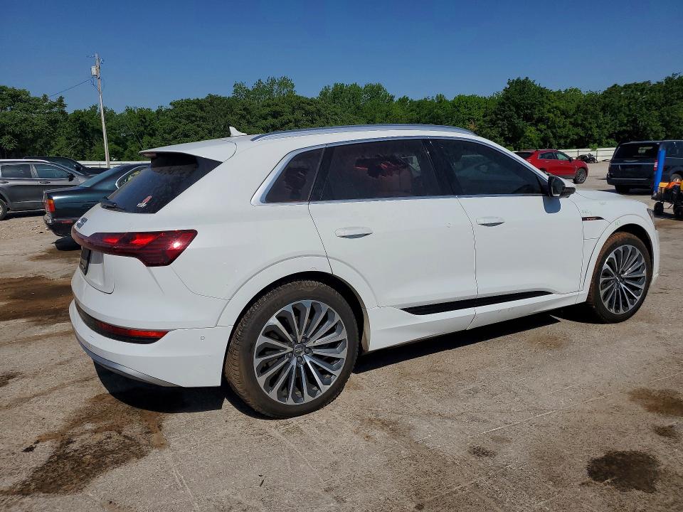 Aukcja sprzedaży 2019 Audi E-tron, vin: WA1VAAGEXKB022146, numer aukcji: 51340936